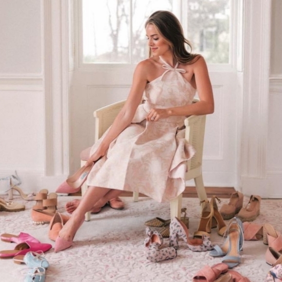 EUC Gal Meets Glam Evelyn Holly Jacquard Dress - Picture 2 of 7